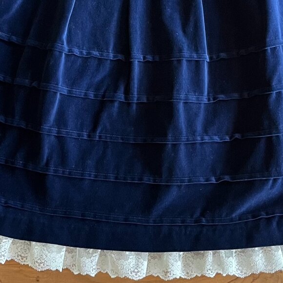 1980s Vintage girl’s skirt by Canadian designer Elen Henderson. Girl’s size 14 - Picture 4 of 8